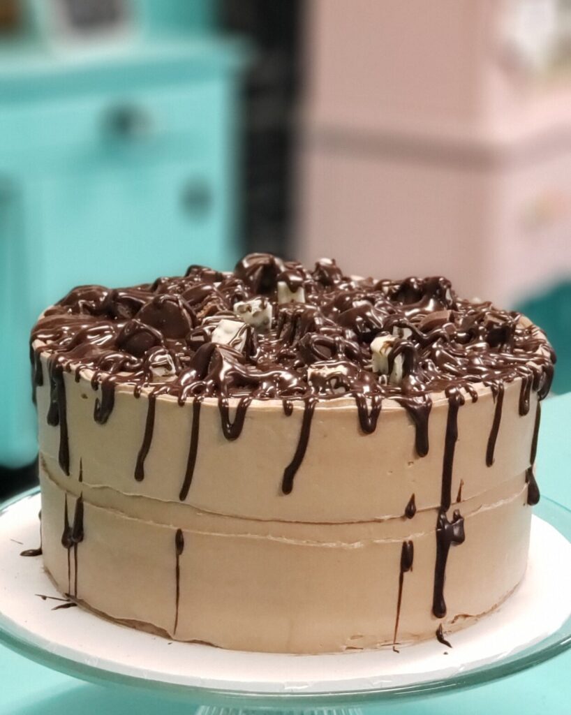 shop custom chocolate cake