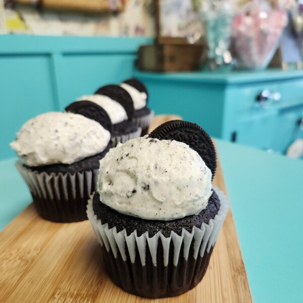 Shop vegan oreo chocolate cupcakes