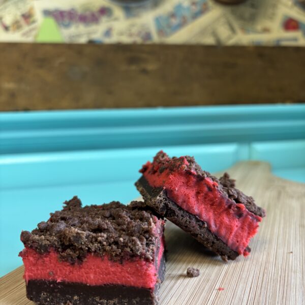 Red Velvet CheeseCake Squares